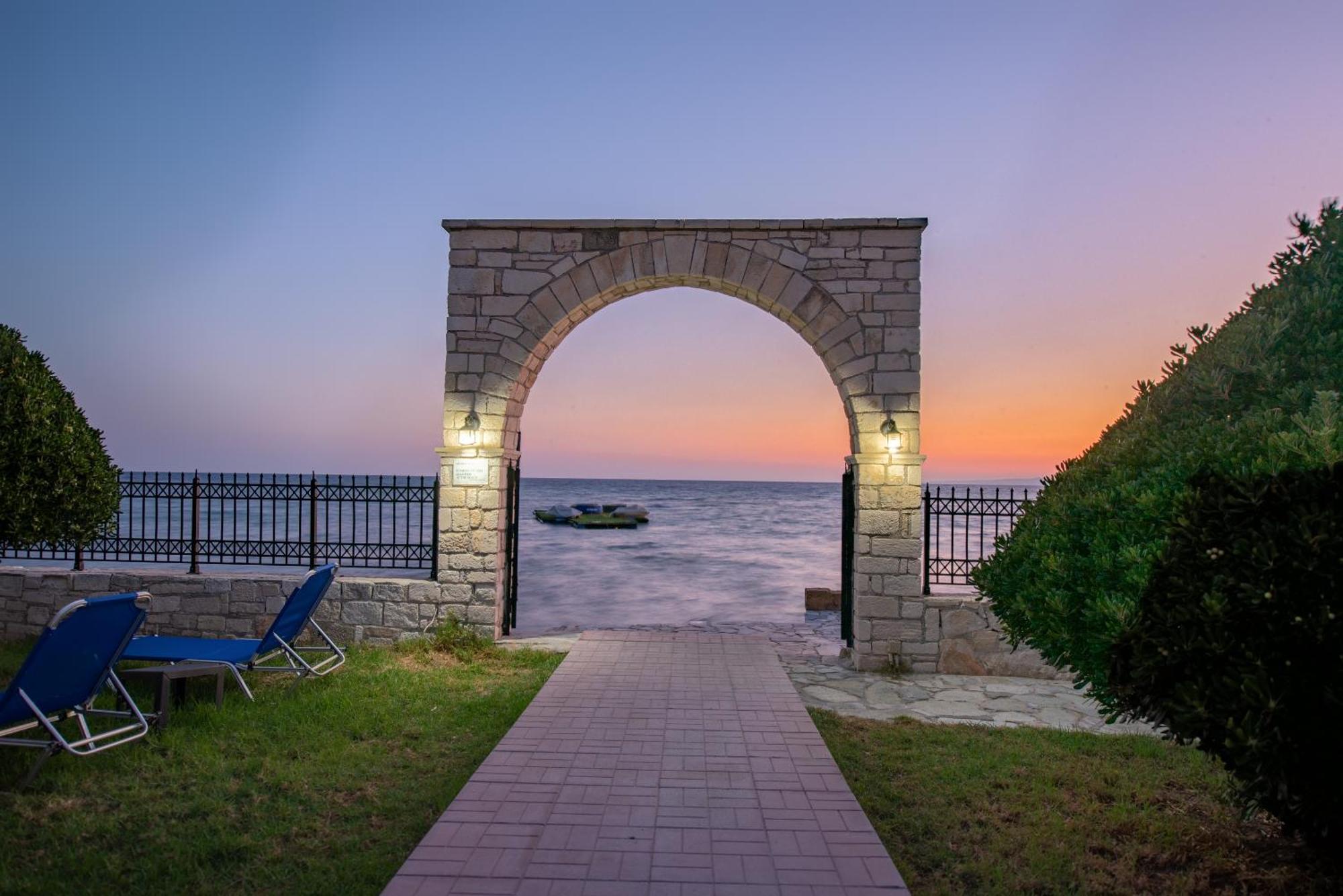 Porto Iliessa Hotel Argassi Buitenkant foto